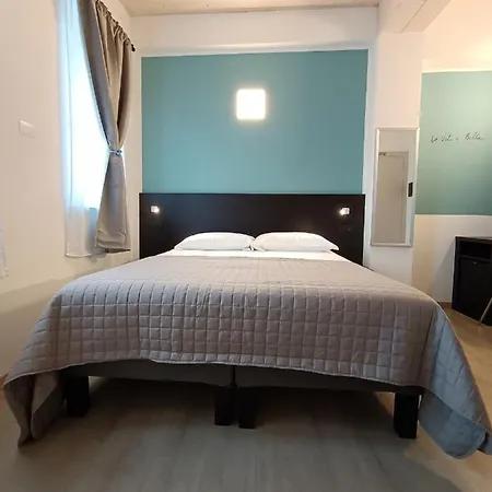 Il Di Piazza Motta Bed & Breakfast *