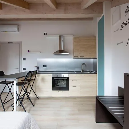 Bed & Breakfast Il Di Piazza Motta *