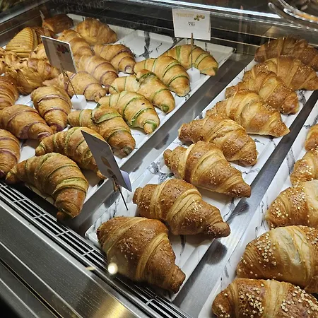 Bed and Breakfast Il Di Piazza Motta Albese Con Cassano