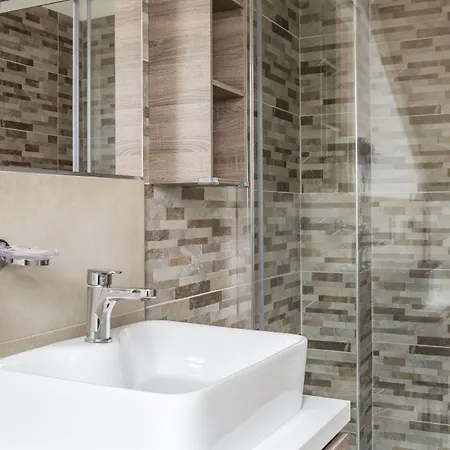 Il Di Piazza Motta Bed and Breakfast Albese Con Cassano