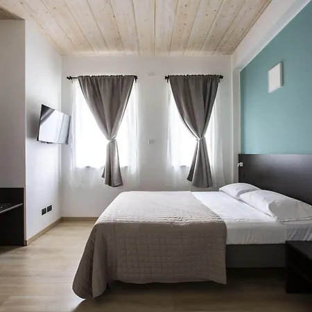 Il Di Piazza Motta Bed and Breakfast Albese Con Cassano