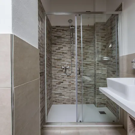 Il Di Piazza Motta Bed and Breakfast 4*