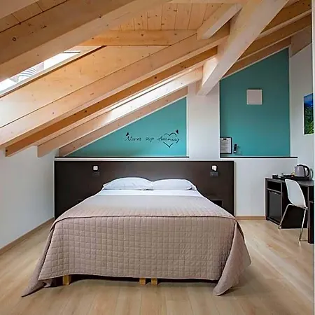 Bed and breakfast Il Di Piazza Motta 4*