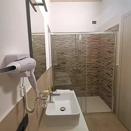 Bed and breakfast Il Di Piazza Motta 4*