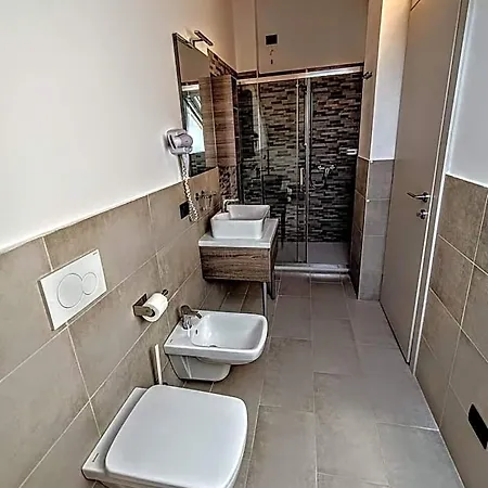 Il Di Piazza Motta 4*