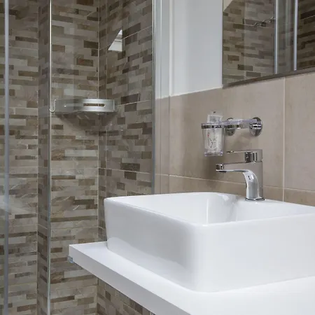 Il Di Piazza Motta Bed & Breakfast Albese Con Cassano