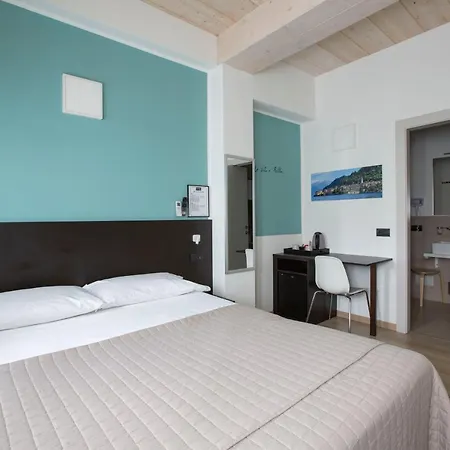 Il Di Piazza Motta Albese Con Cassano