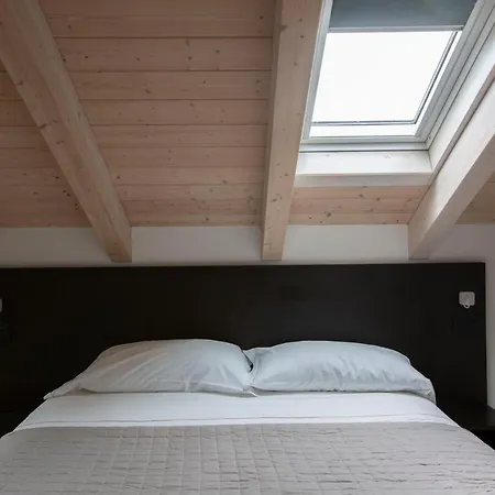Bed and Breakfast Il Di Piazza Motta Albese Con Cassano